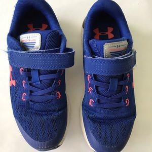 Used UA boys shoes